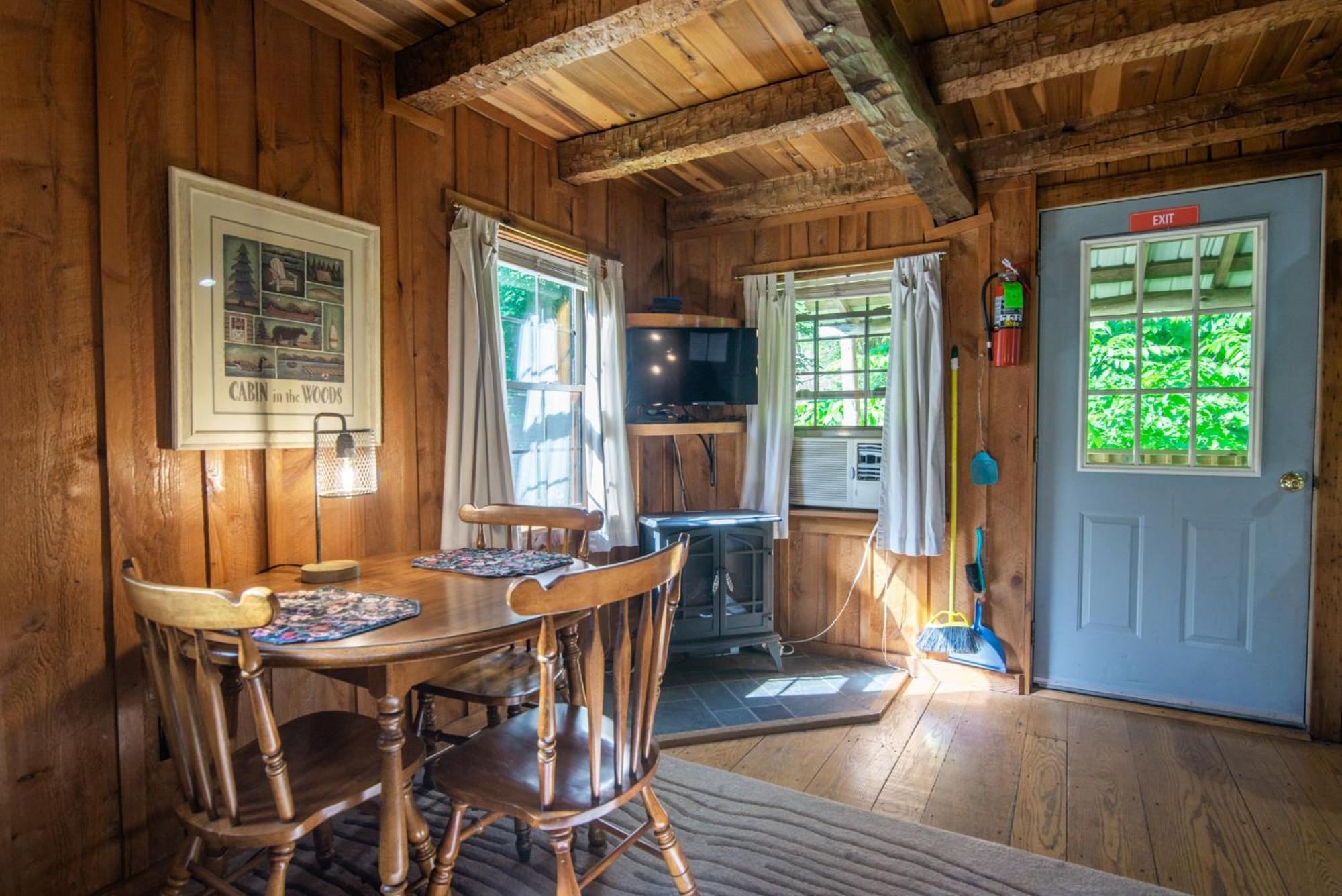Moore House Inn & Cabins Marlinton Quarto foto