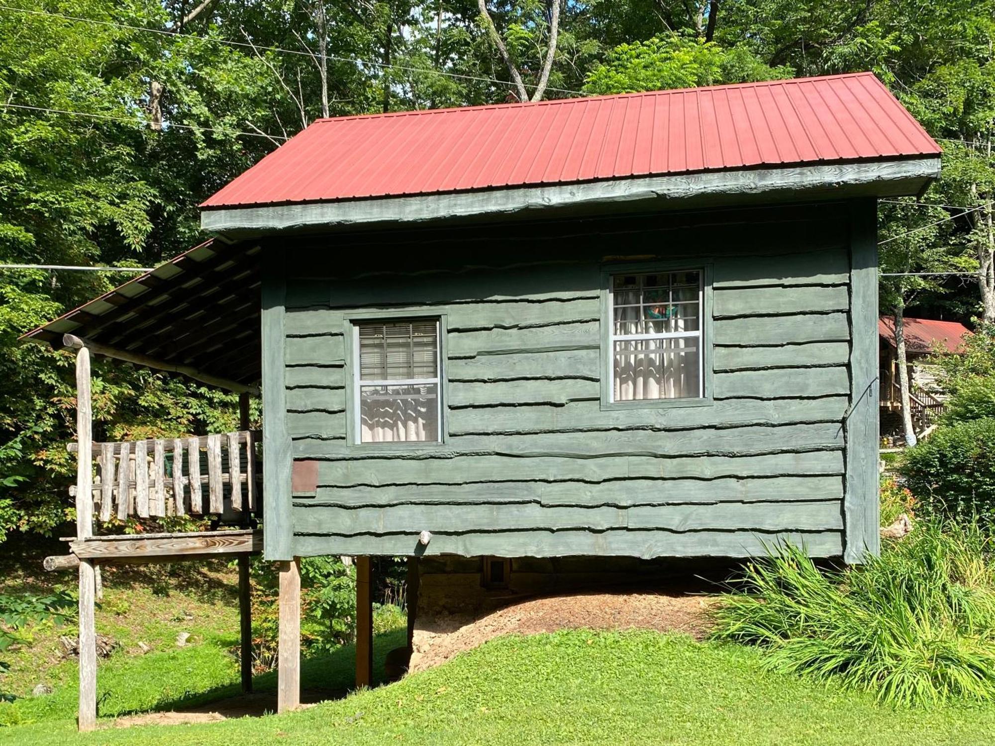Moore House Inn & Cabins Marlinton Exterior foto